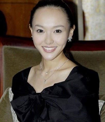 女生发际线高怎么办？杨幂热巴baby用血的教训来教你几招