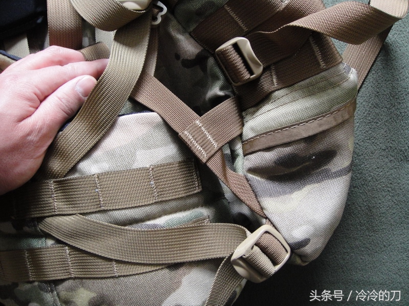 顶级经典背包,轻便军事背包性价比高