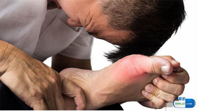 非布司他搭配什么药治痛风疗效好,痛风吃非布司他好还是苯溴马隆好