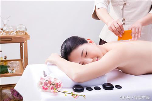 刮痧之后能不能洗澡喝酒,洗完澡再刮痧还是刮痧后洗澡