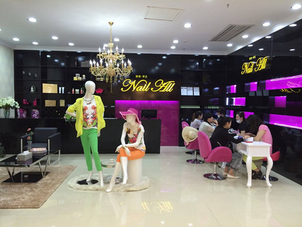 自己在家开美甲店如何做线上生意,创业开美甲店赚钱吗