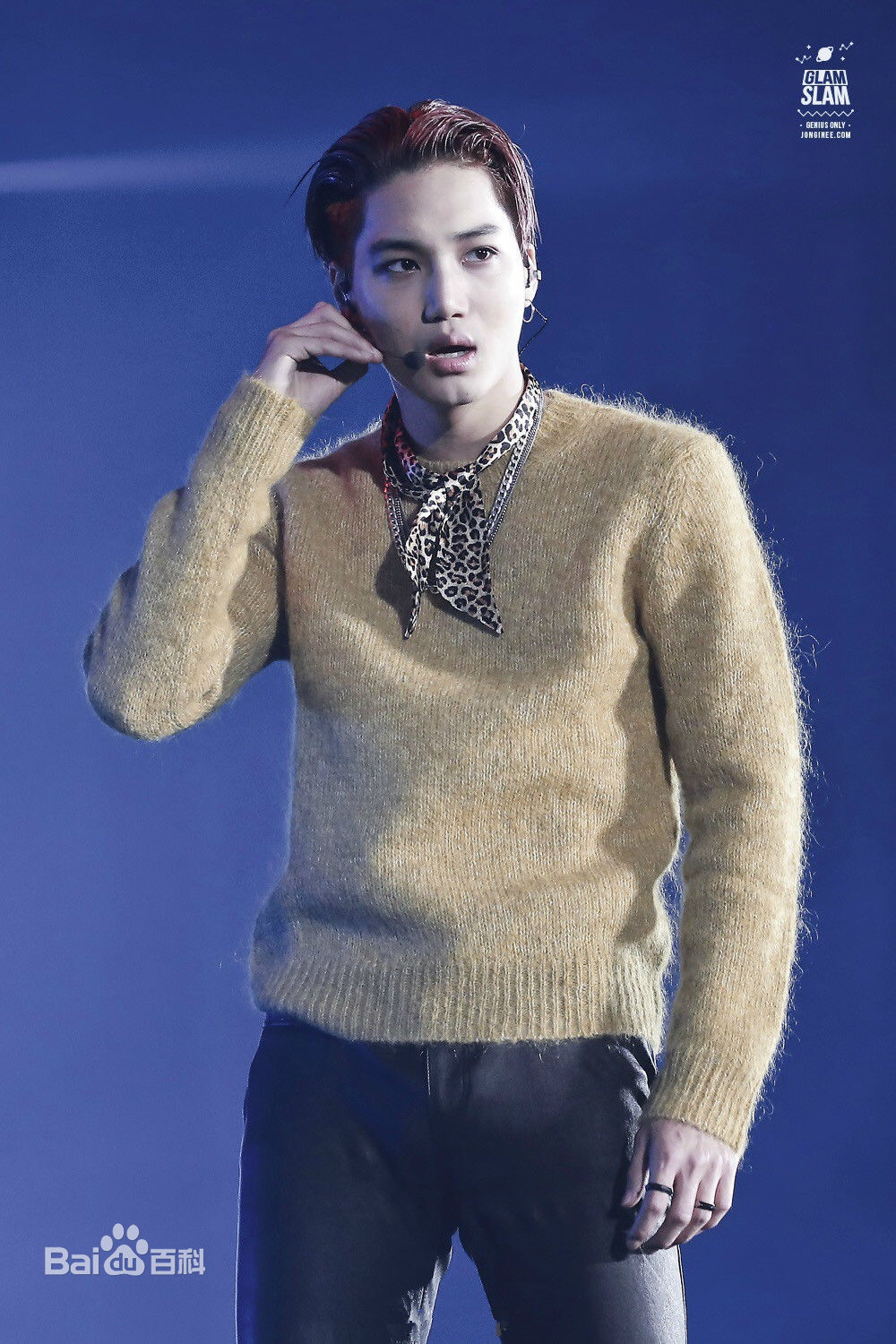 有美人沟的演员都大火，在剧中美人沟都散发魅力，来比比胡歌和易烊千玺的谁帅，看看谭松韵和朴信惠的谁美