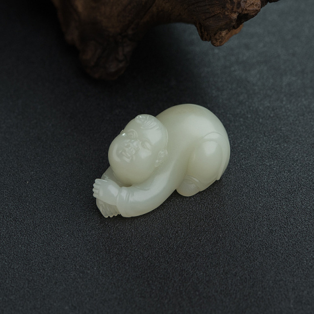 肉眼看透明的玉石是假的吗,有没有专门鉴别玉石价值