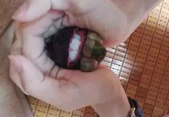 山竹的正确剥开方法,山竹正确剥开的方法