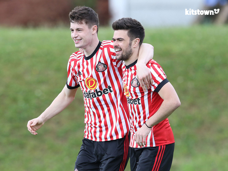 哪支球队是你的最爱,下赛季英超各队球衣