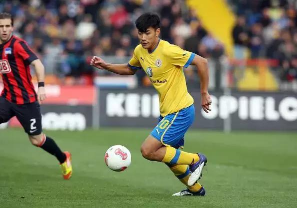 中国球员留洋董路,中国足球七大留洋球员