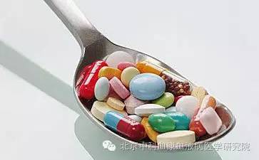 mds患者晚期究竟该住院还是在家,得了mds是治疗还是不治呢