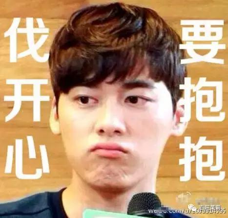 李易峰团队*绑捆**陈伟霆被骂？宋茜接毒剧是公司的锅？当红偶像的经纪人都被撕成肉干了！