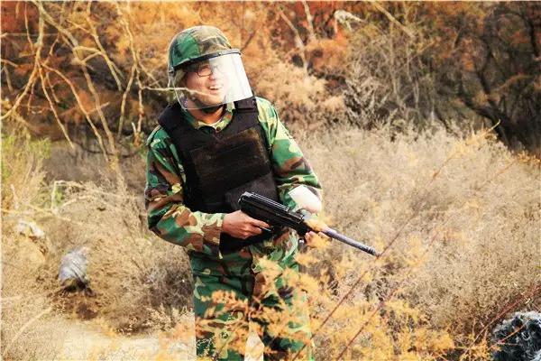 包头只剩这一家超好玩的彩弹枪俱乐部了！周末约起！