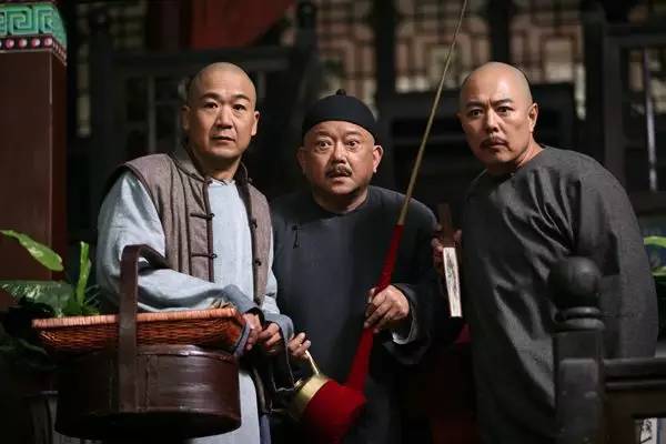 甄嬛传中的还珠老佛爷,还珠格格里的老佛爷是甄嬛吗视频