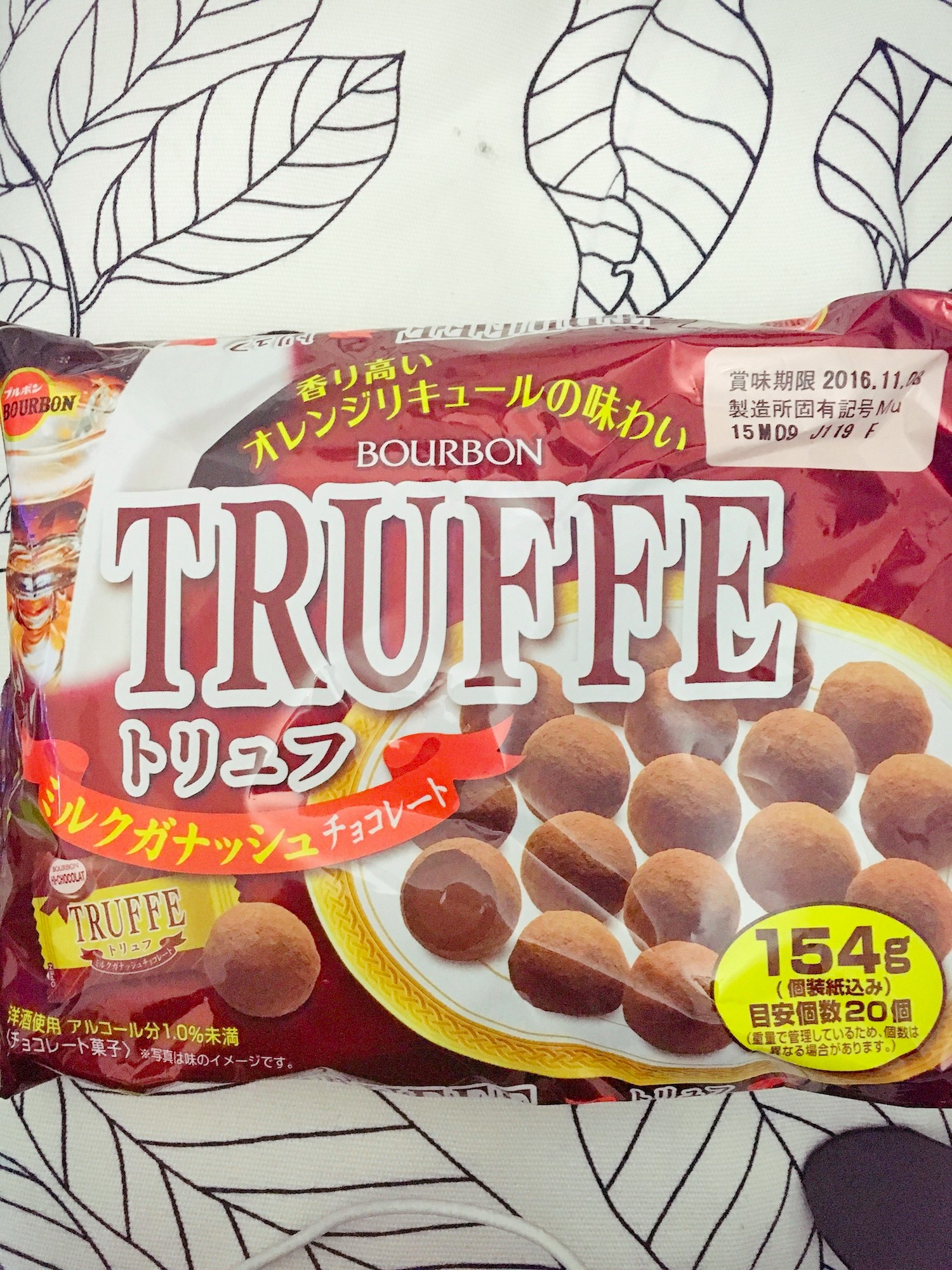 几种便宜又好吃的巧克力零食,所有的日本食品