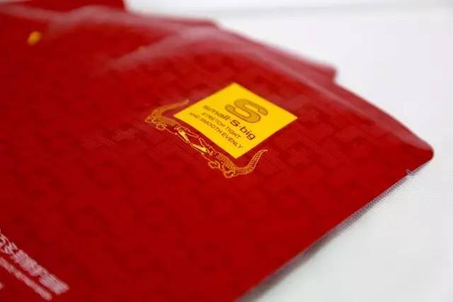 从护肤到化妆,淡斑紧致打造小v脸