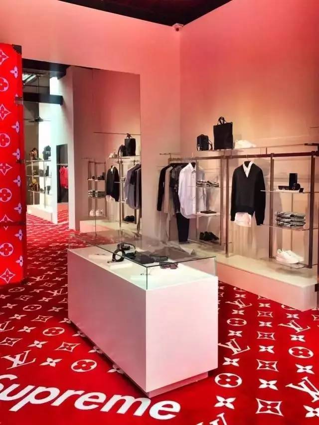 一件帽衫多少钱合适,2017supremelv联名卫衣