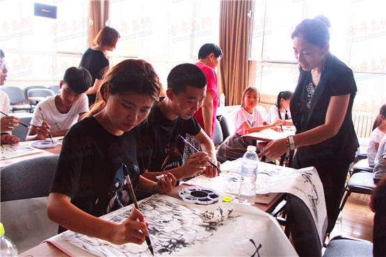 沧州小学生暑期培训班,海伦暑期夏令营报名