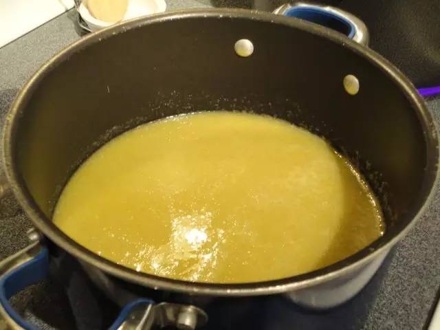 怎么吃葡萄不吐葡萄皮呢,如何吃葡萄不吐葡萄皮