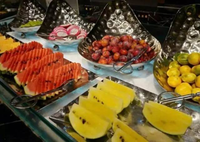 哈尔滨素食自助餐厅十三元一位,哈尔滨值得去的自助餐厅