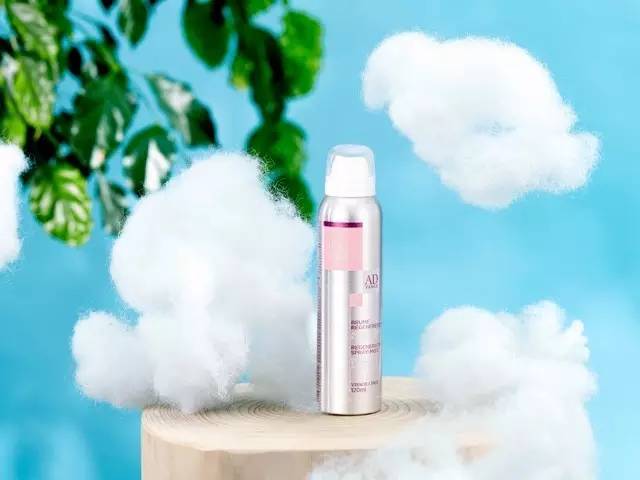 夏日必备玻尿酸喷雾滋润,玻尿酸胶原保湿喷雾