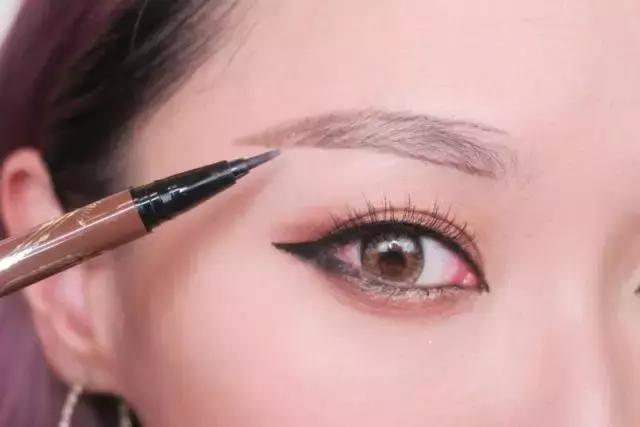 三种方法教你画出自然眉毛,教你画出自然又好看的眉毛和眼线