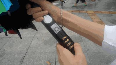 什么软件可以共享雨伞,武汉地铁共享雨伞