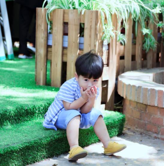 怎样选择童装能让孩子穿得舒心,童装怎么突出衣服质量好