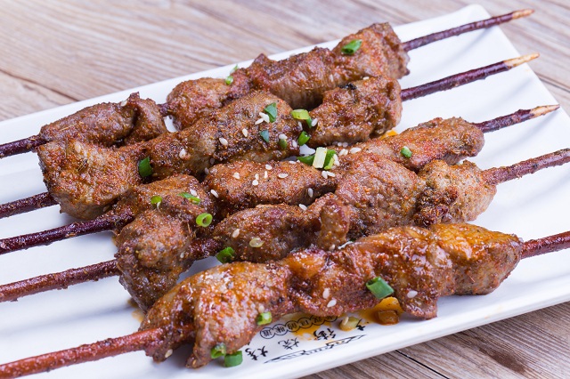 老街麻辣烧烤加盟费多少,加盟老街烧烤怎么样