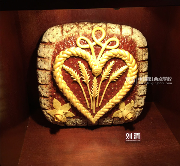 学习烘焙课程视频,学习烘焙应该学习哪些最基本知识