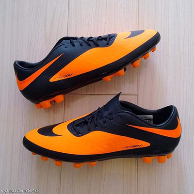 纵横足坛30多年！今天，耐克Nike足球鞋有哪些牛逼的产品？