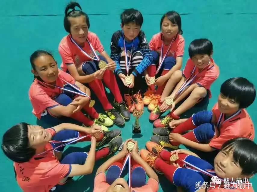 兰州中连川小学足球队,兰州榆中中连川小学足球图片