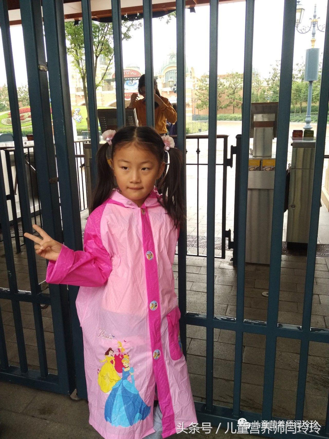 下雨天去迪士尼玩有影响吗,下雨天的迪士尼巡游