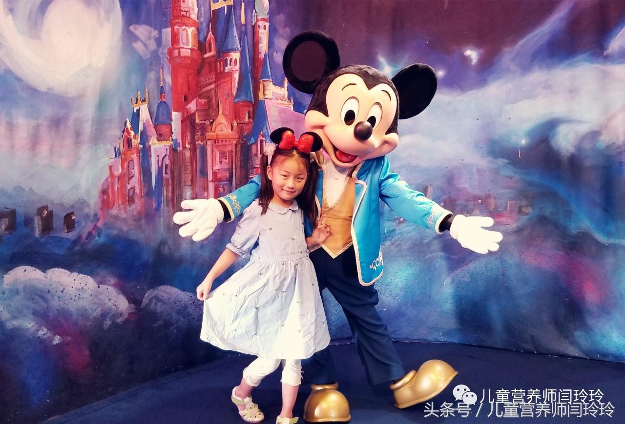 下雨天去迪士尼玩有影响吗,下雨天的迪士尼巡游