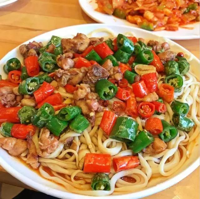 这是一条凶残的推送！8家“食肉兽”必吃的店！一口入魂···