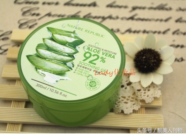 还在长痘痘还有痘坑怎么办,正在长痘怎么祛痘