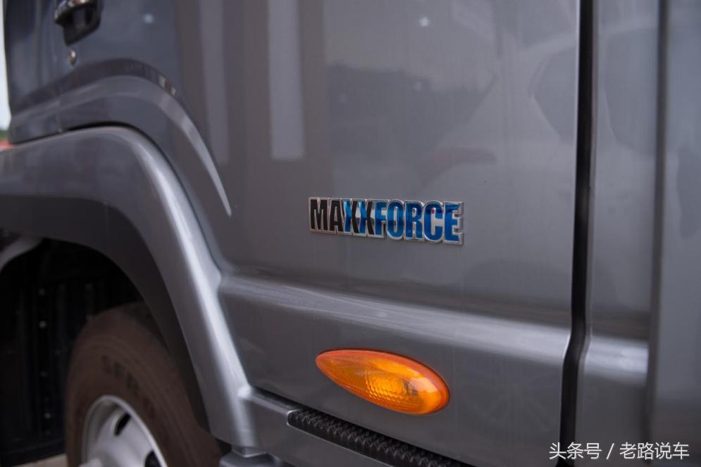 格尔发天然气用的什么发动机,格尔发纳威司达