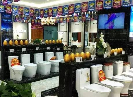 探店丨看“边洗澡边听音乐、接电话的卫浴套件”，来海景卫浴金桥店