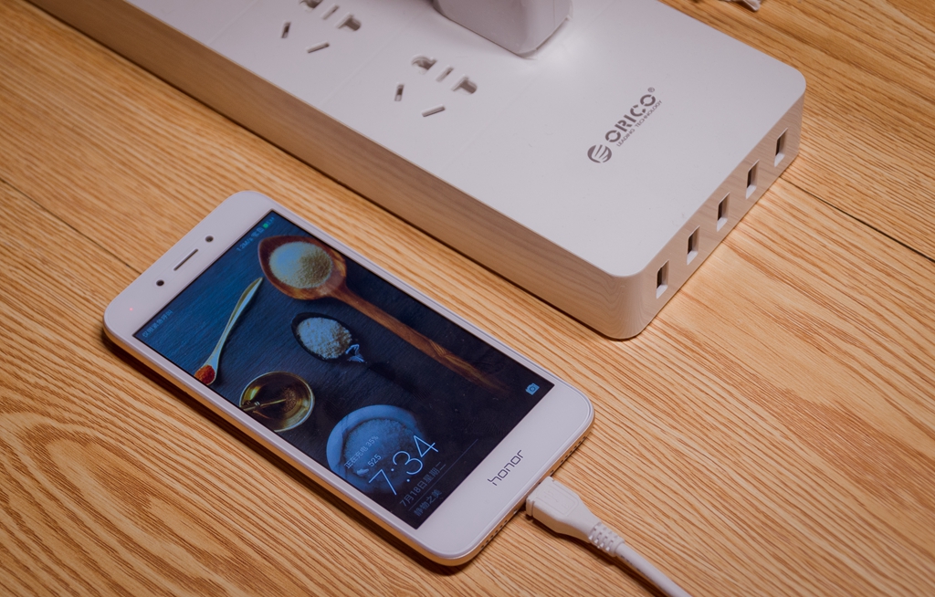 荣耀畅玩6a详解,不费流量而且还好玩的游戏推荐