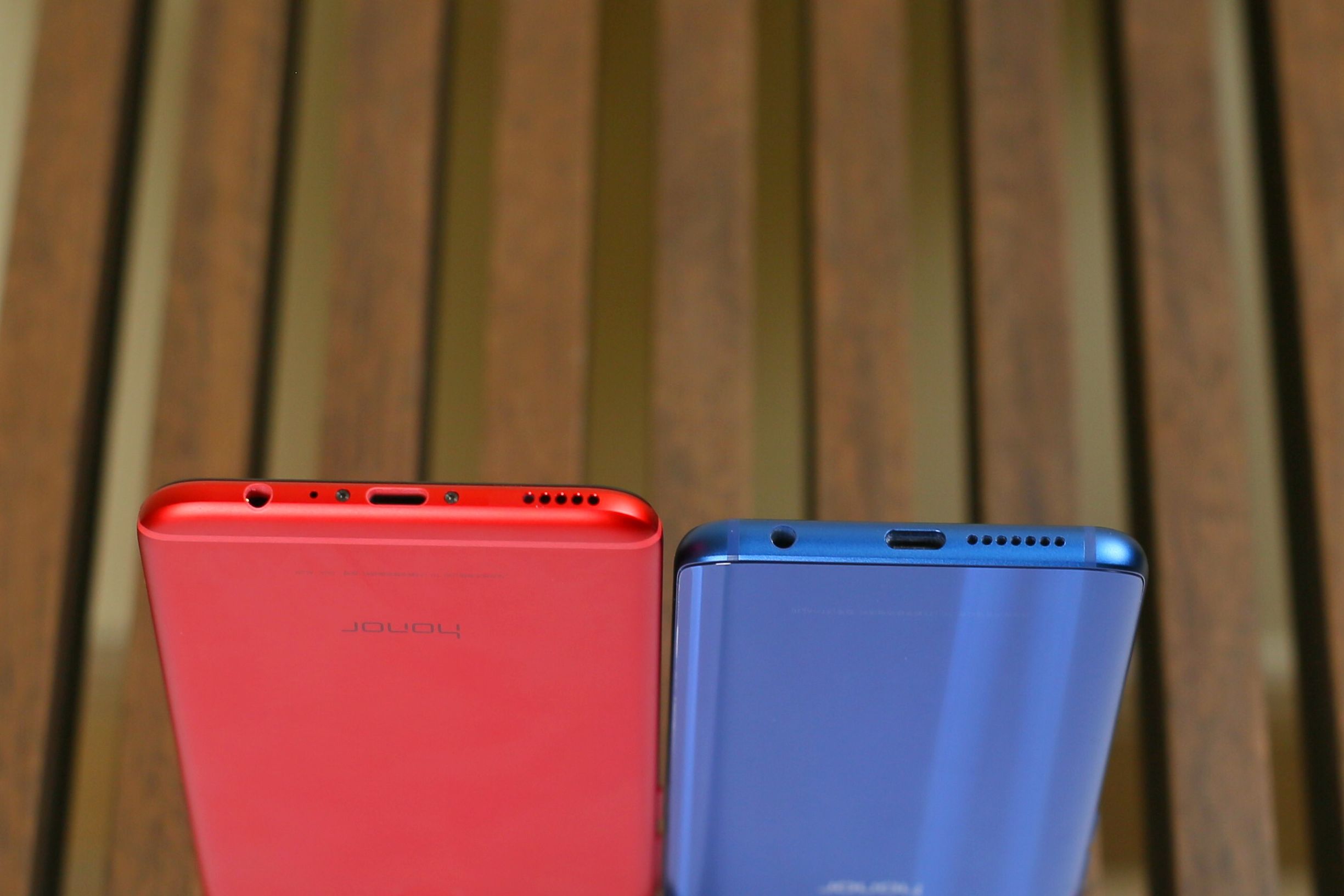 荣耀9和荣耀v9的区别哪个好,荣耀v9和荣耀v9play哪个好