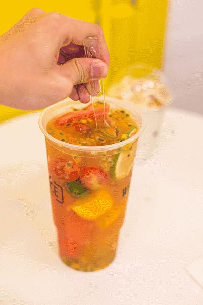 超火网红茶饮,网红爆款果茶瓶装