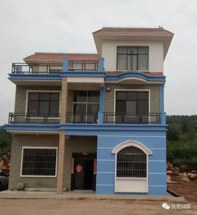 双拼三层农村别墅图片大全,农村双拼可以分开的别墅