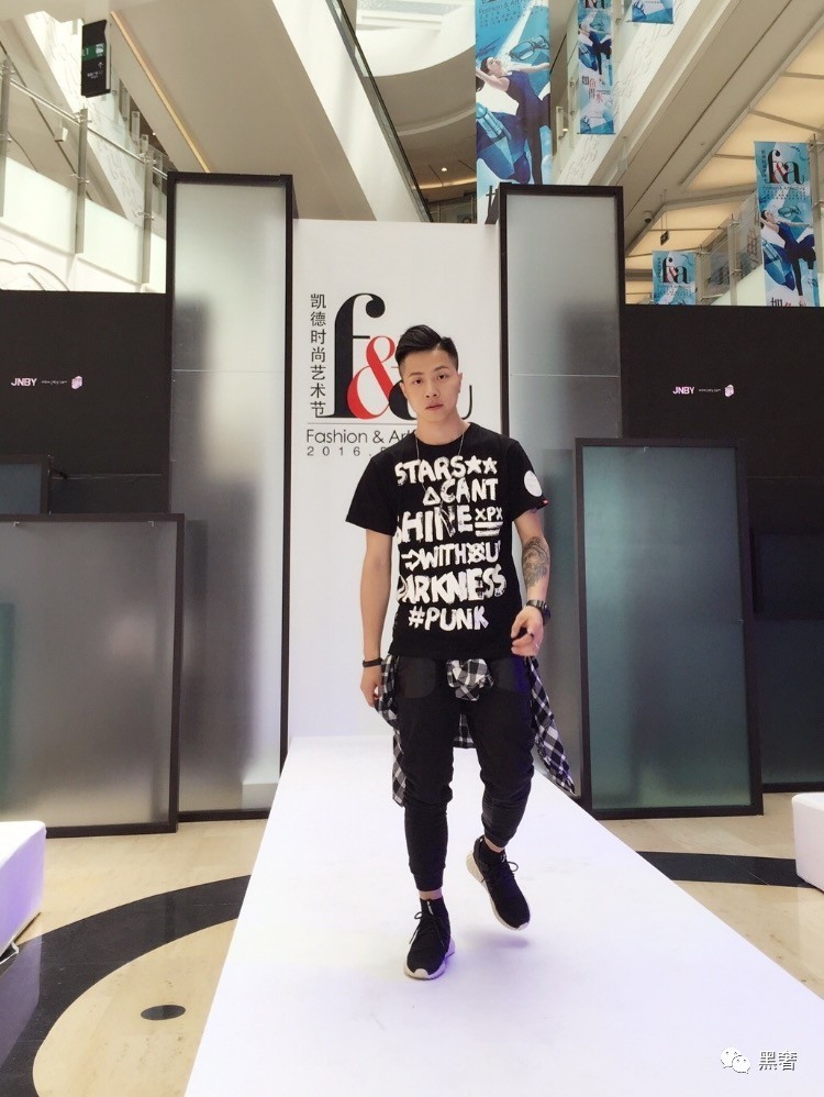 巴黎世家袜子鞋2.0和3.0的区别,巴黎世家男士袜子鞋