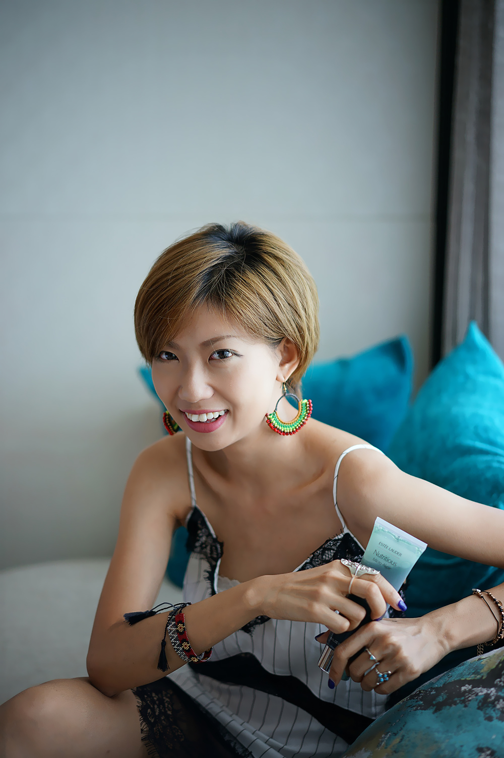 雅诗兰黛高级夜间微效洁面,雅诗兰黛净莹泽润洁面测评