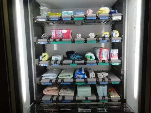 日本自动贩卖机卖寿司,日本饮料自动贩卖机