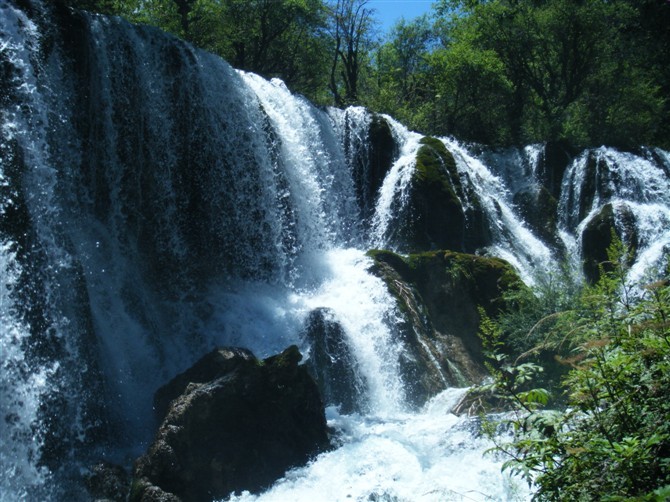 九寨沟泥石流2021年7月有泥石流吗,九寨沟旅游游客被吓