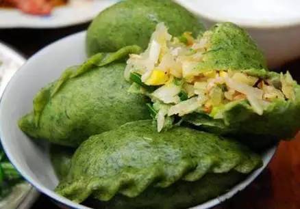 用艾叶煮水后，万万没想到……惊呆了！