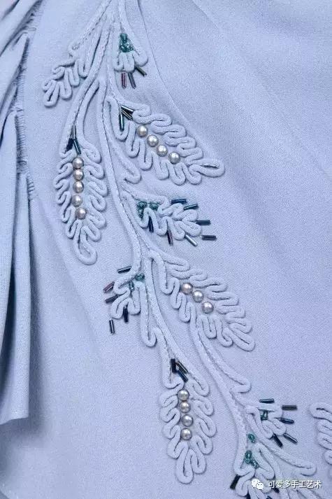 手工盘扣最简单版,用布做盘扣慢动作教程