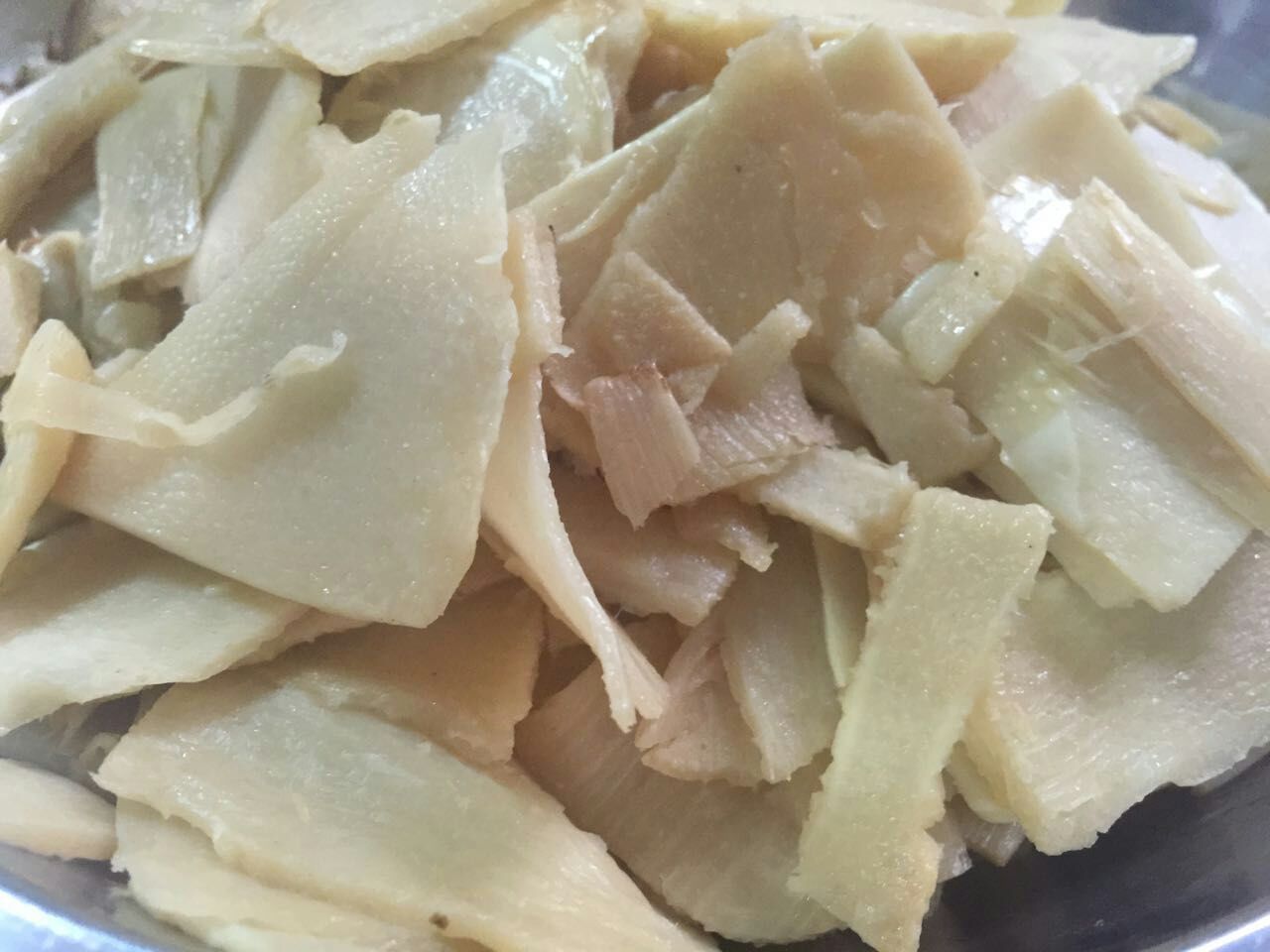 最简单又方便的肉炒竹笋,素炒小竹笋最好吃的方法