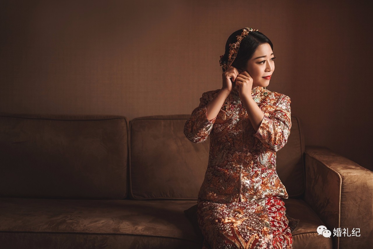 痛！有新娘把婚鞋买成了X鞋！