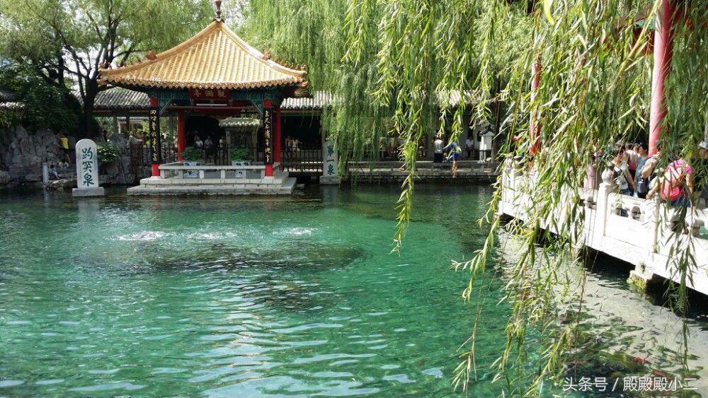 济南天下第一泉趵突泉黑虎泉游玩,诗画七十二名泉趵突泉