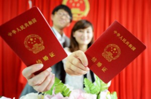 着急领结婚证但身份证丢了,急领结婚证