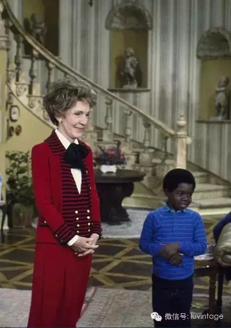 致敬最美红装女神-美国前第一夫人：南希·里根