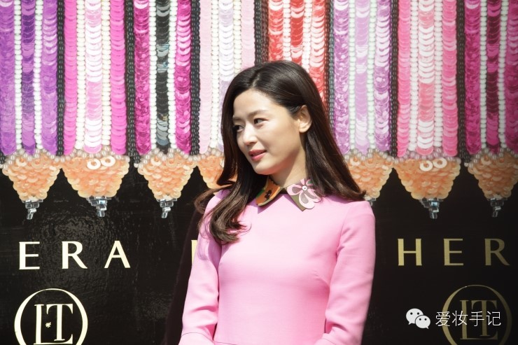 最新款女士美白bb霜,最好用的大牌bb霜裸妆推荐